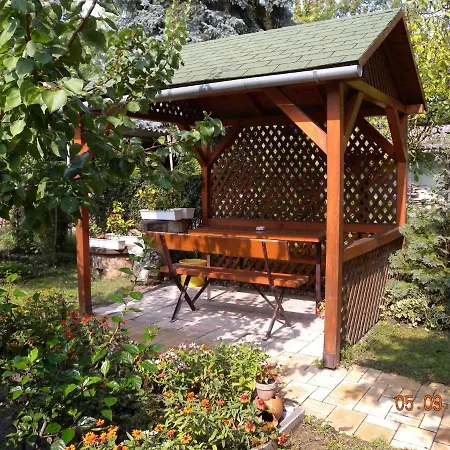 In - Balaton 18182 Apartman Balatonboglár