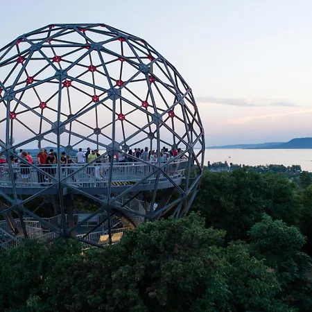 In - Balaton 18182 Balatonboglár