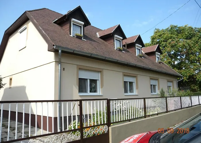 In - Balaton 18182 Apartamento *