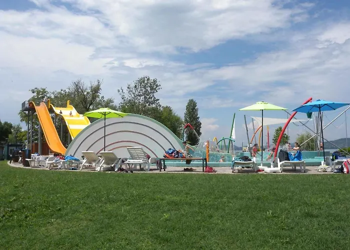 In - Balaton 18182 Apartamento Balatonboglár