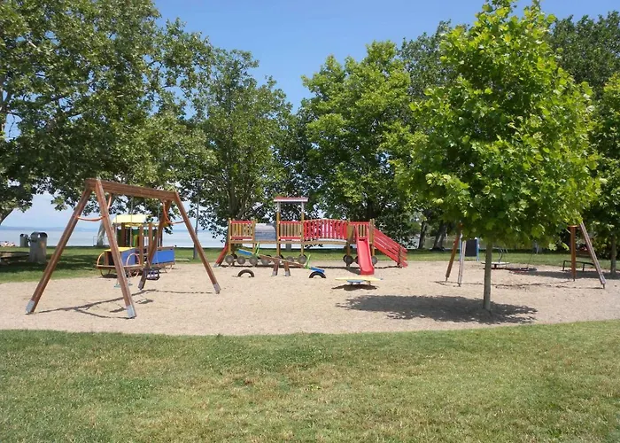 In - Balaton 18182 Apartamento *