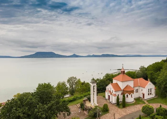 In - Balaton 18182 Apartamento *