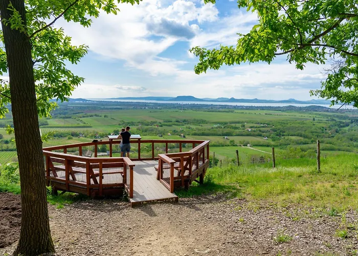 In - Balaton 18182 Apartamento